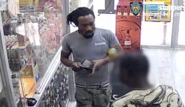 Cops hunt suspect in fatal Queens stabbing; surveillance photos released