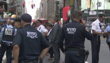 NYPD investigating police shooting in Times Square