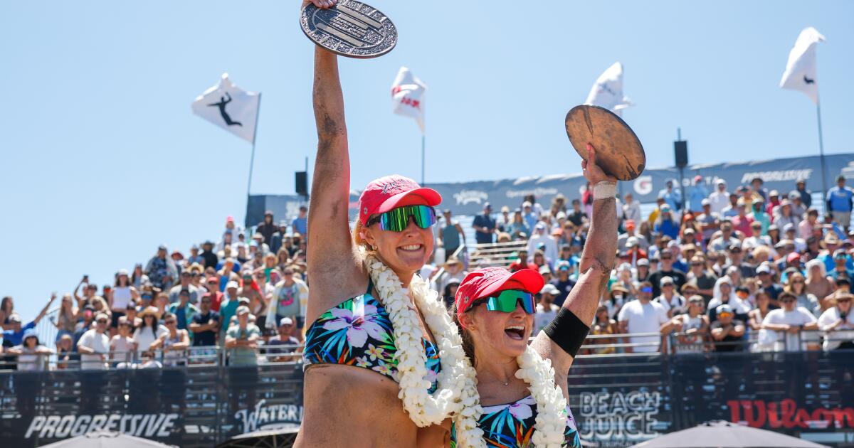 Taryn Brasher, Kristen Cruz clinch three-peat at Manhattan Beach Open