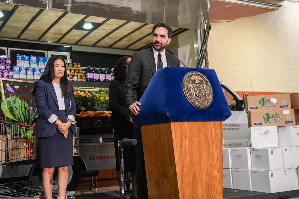 FACT FOCUS: No, You Won't Need an ID to Shop at City-Owned Grocery Stores in New York City