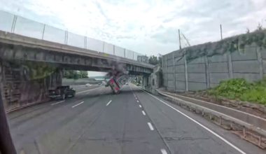 Video: Oversized truck rams into overpass on New York throughway