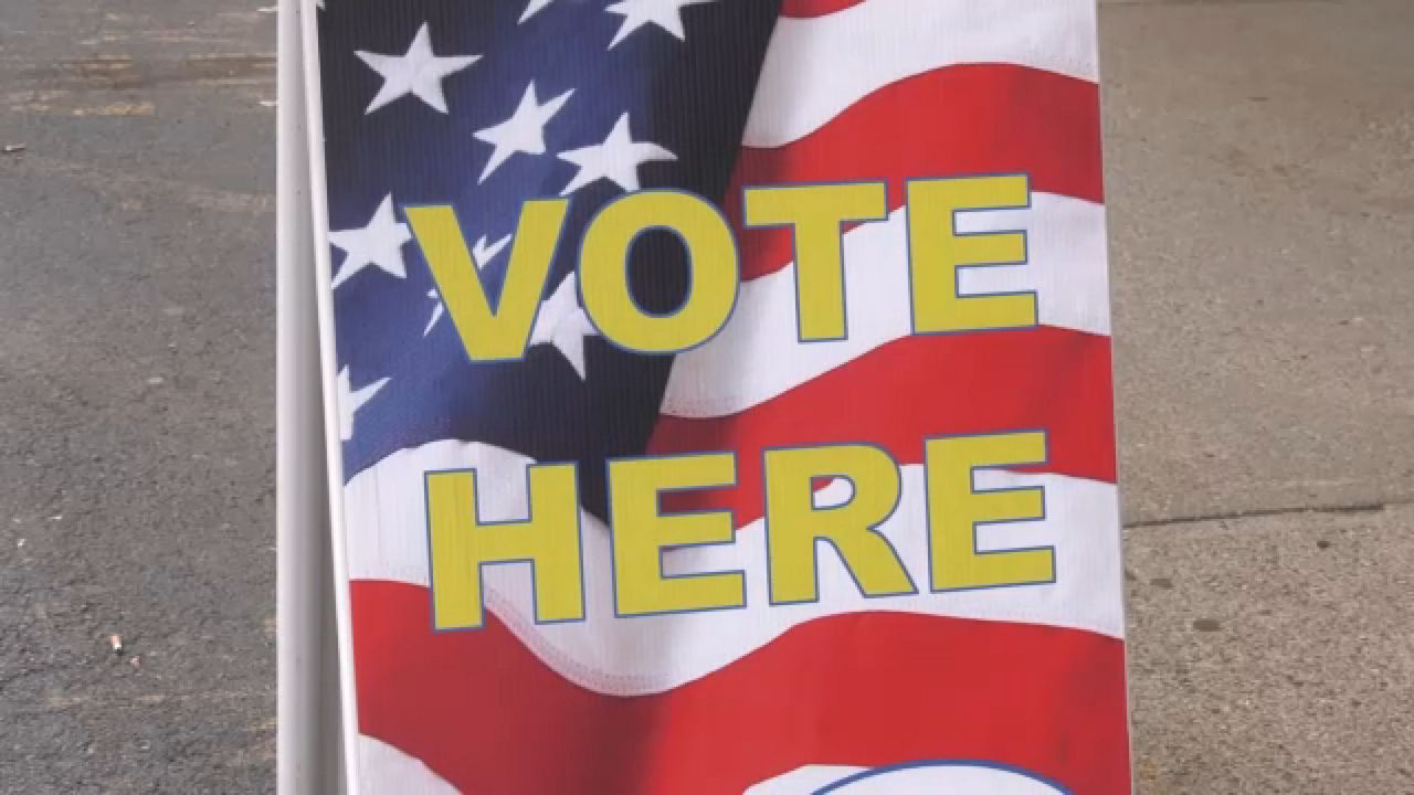 Analyst: Comparison between Tea Party, DSA is 'imperfect'