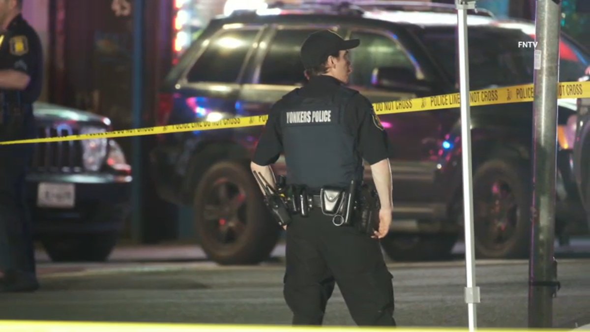 Yonkers mass shooting kills 1, wounds 4 teenagers – NBC New York