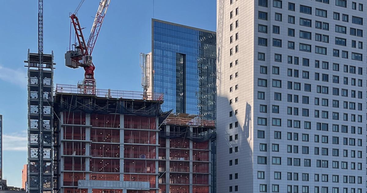 554-Foot Mixed-Income Tower on the Rise at Queens Plaza