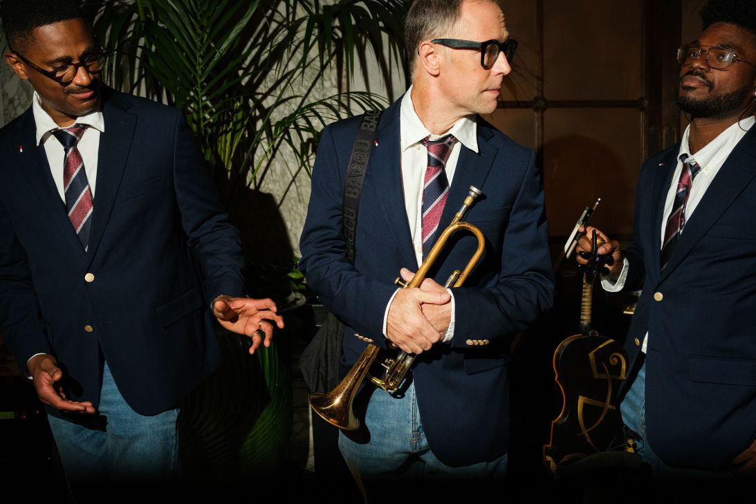 Musicians wait in line before performing at the Tommy Hilfiger Spring-Summer 2027 show.