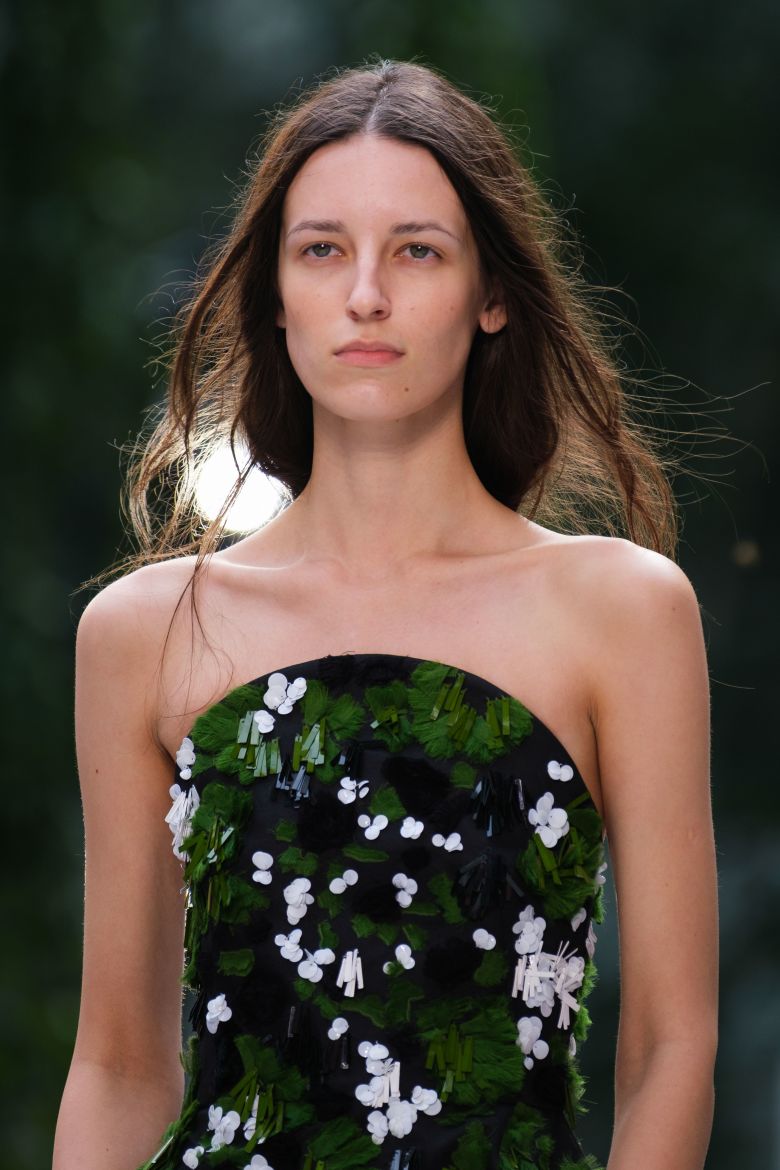 Michael Kors' Spring-Summer 2027 runway show took place at New York's Museum of Modern Art.