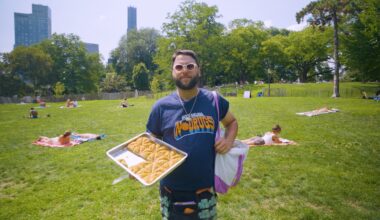 NYC's 'Baklava Guy' brings in $20K/month selling Turkish pastries