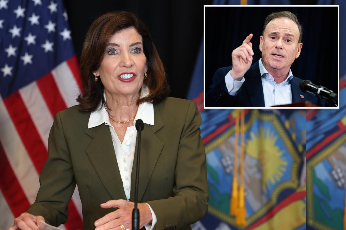 Hochul backs Jay Jacobs re-election as NY Dem party chair despite Mamdani snub