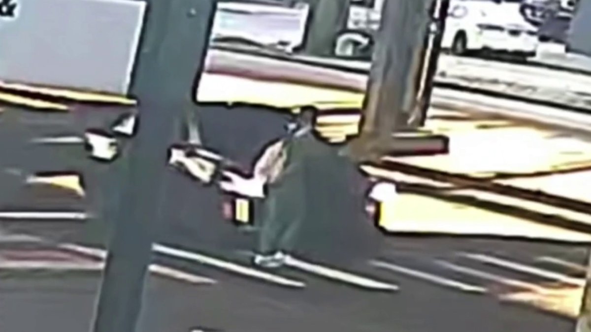NYPD searches for driver after nurse killed in Brooklyn hit-and-run crash – NBC New York