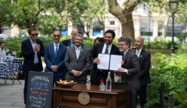 Mamdani signs bill restoring year-round outdoor dining in NYC