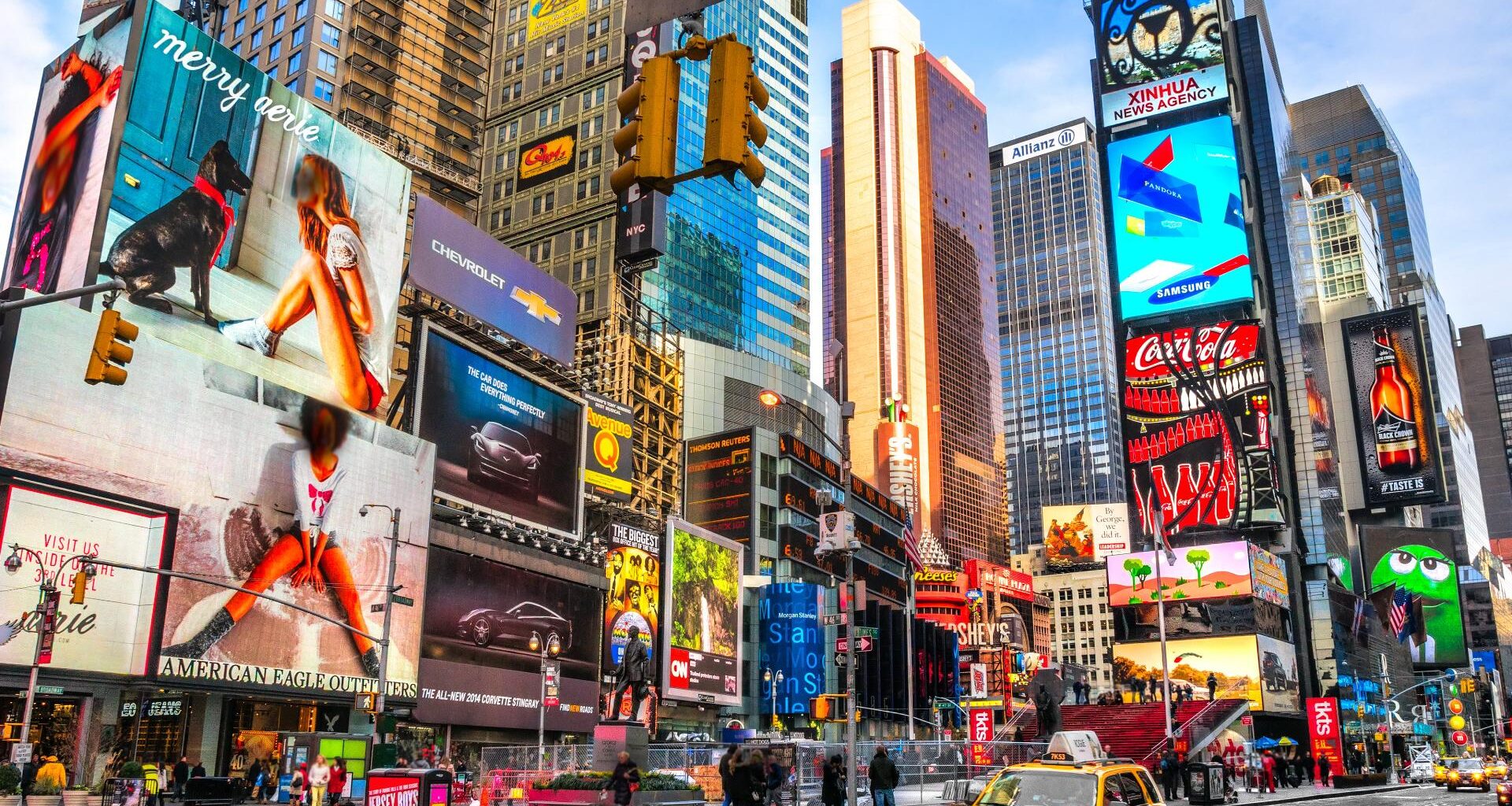 Bank of America executive dies in apparent random stabbing in NYC; suspect killed by police