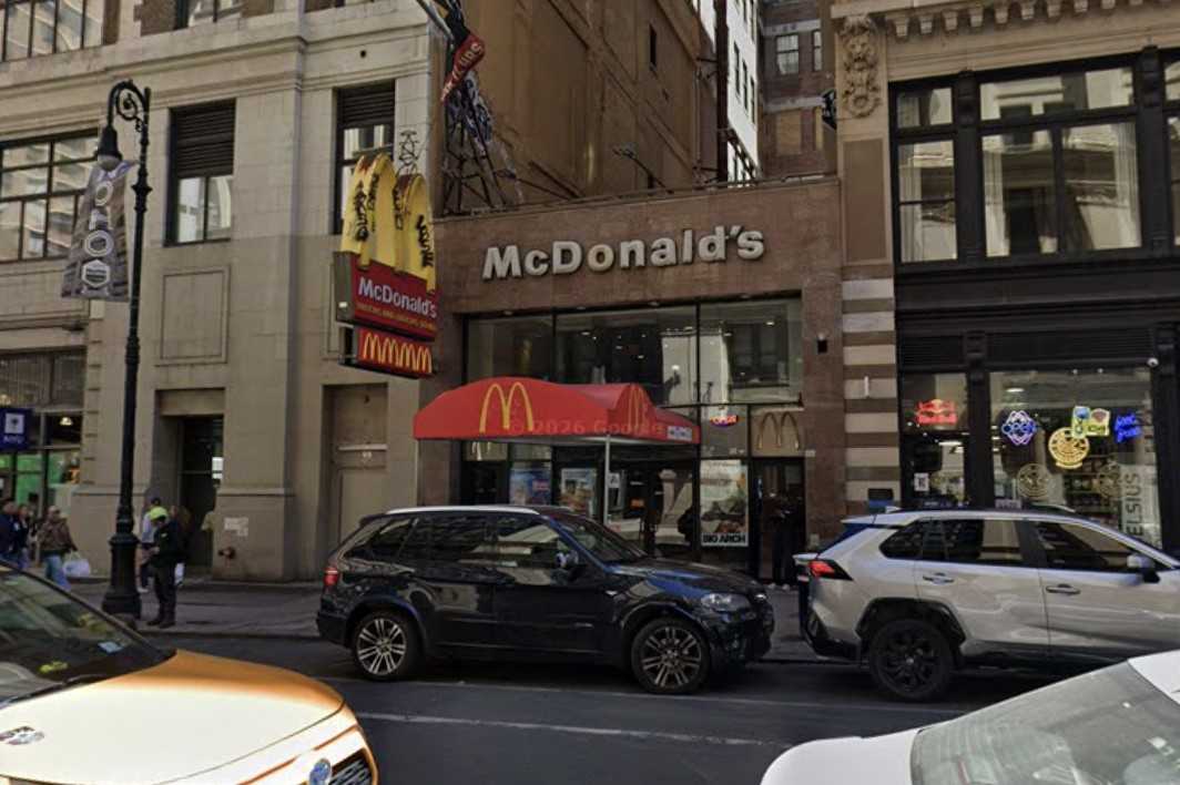 One man stabbed, second slashed in separate Lower Manhattan attacks
