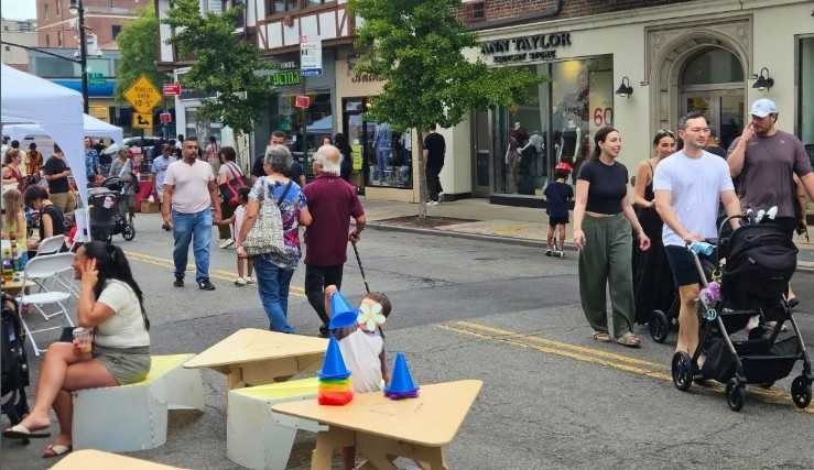 Forest Hills’ Austin Street transforms into open street for first time – QNS