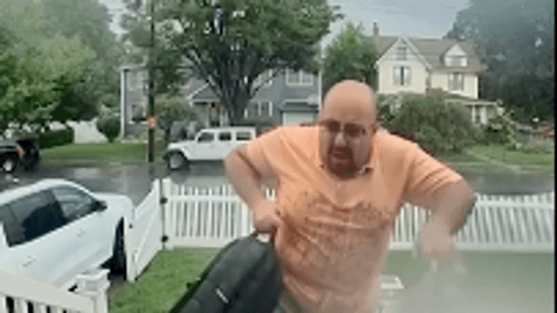 Man struck by lightning and walks away Aug. 27, 2026 (Stefanie Homan via CNN Newsource)