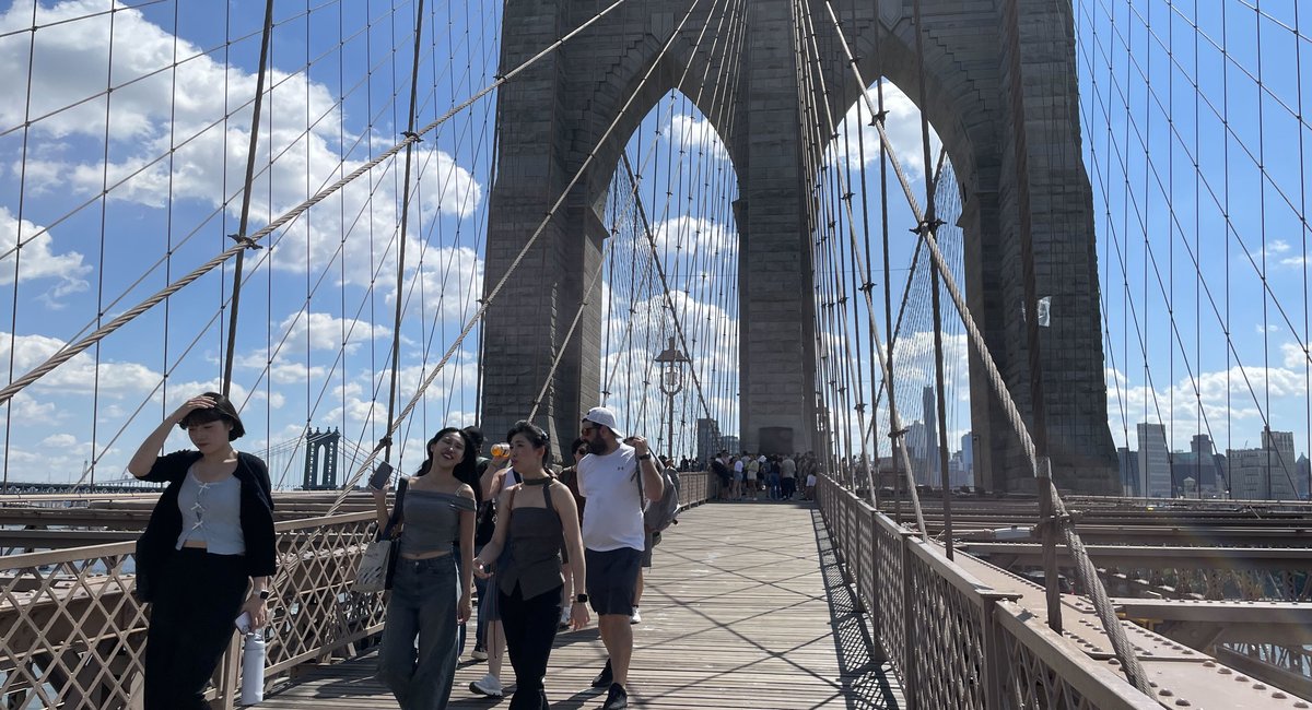 Did violence in Times Square and on the Brooklyn Bridge change how people feel about NYC?