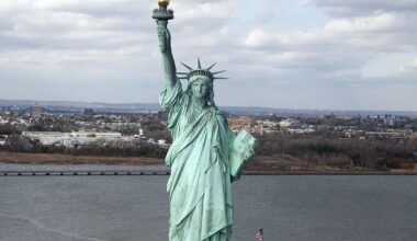 Op-Ed: Unions Trampled Their Rights. These New Yorkers Fought Back | New York