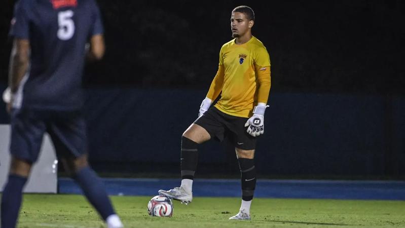 Men’s Soccer Faces Manhattan in Sunday Showdown