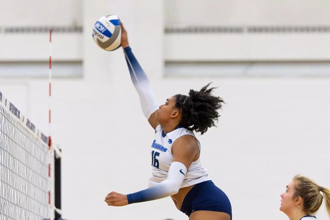 SCSU Volleyball Sweeps Queens and Franklin Pierce To Improve To 6-1