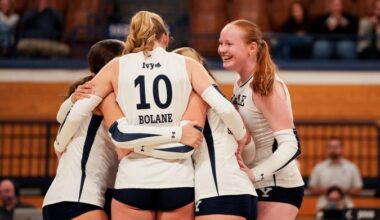 Bulldogs Defeat Santa Clara, Manhattan to Capture Yale Invitational