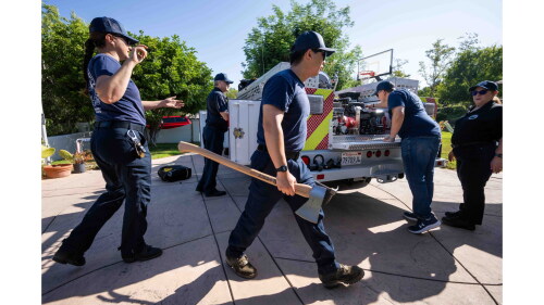 US-NEWS-MALIBU-COMMUNITY-FIRE-BRIGADE-RIFT-1-LD.jpg