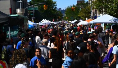 Community members enjoy 30th Avenue Astoria Labor Day Festival – QNS