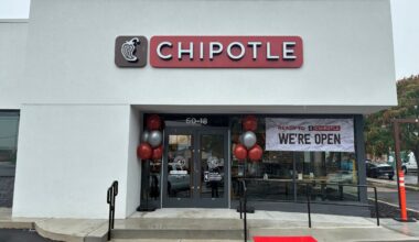 Chipotle Opens In Ridgewood - Queens Gazette