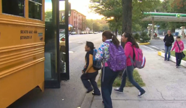 News 12 | Brooklyn | Nyc Students Head Back To School With New Ai Restrictions And Screen Time Limits