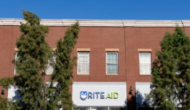 low scale brick building with rite aid sign