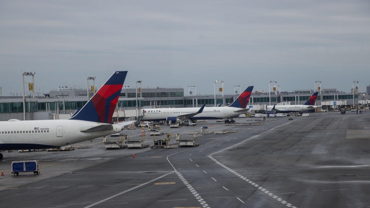 JFK, LaGuardia recovering from earlier delays after storm blows across region