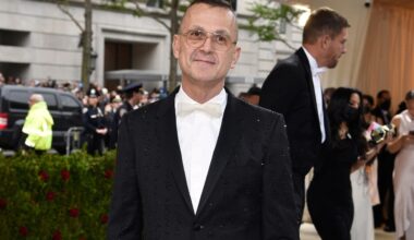 PETA says it plans meeting with fashion executive who restrained protesters at NY Fashion Week