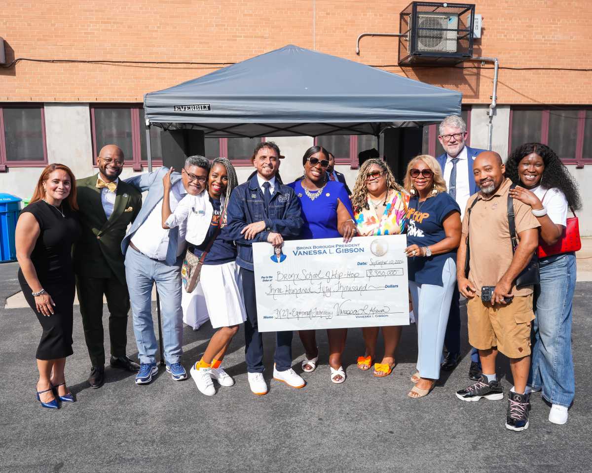 Bronx School of Hip Hop gets $350K for new classroom equipment – Bronx Times