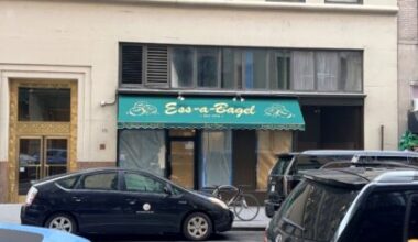 Tribeca Citizen | Bagel Wars: Ess-a-Bagel coming to Murray Street