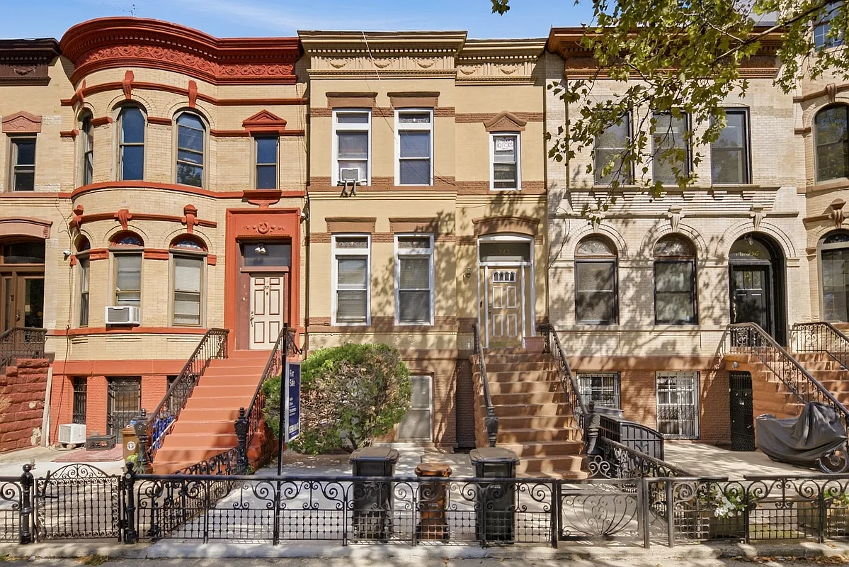 brick row house