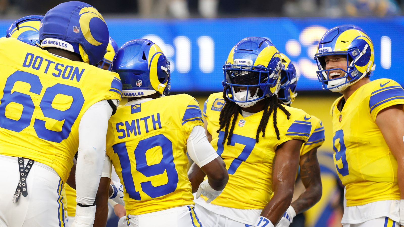 Los Angeles Rams wide receiver Davante Adams (17) made two touchdown catches in their win over the New York Giants