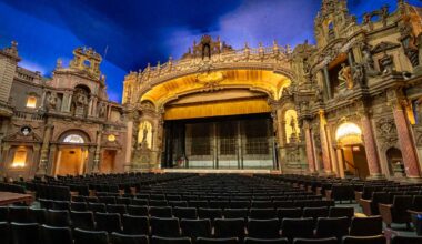 Nearly 30 years after closing, Paradise Theatre set to reopen as a Bronx arts center – Bronx Times