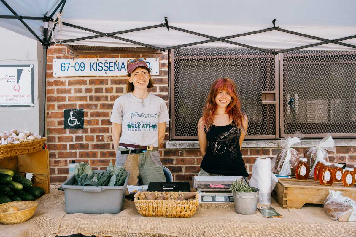 Queens County Farm Museum, Queens Community House team up to bring affordable food to Pomonok residents – QNS