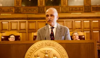 New York’s top judge to hold hearing scrutinizing state’s gaps in civil legal services