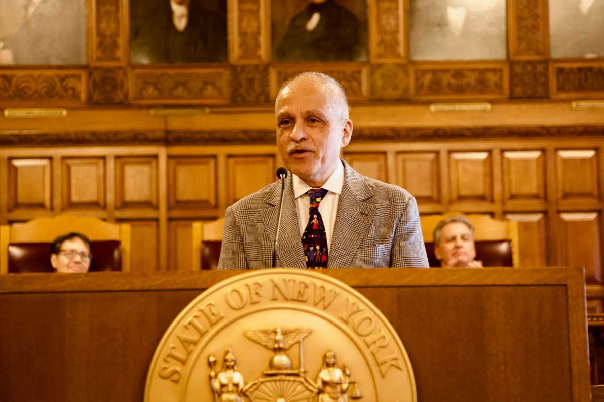 New York’s top judge to hold hearing scrutinizing state’s gaps in civil legal services
