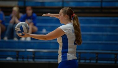 Bulldogs Fall to Queens in Final Nonconference Match