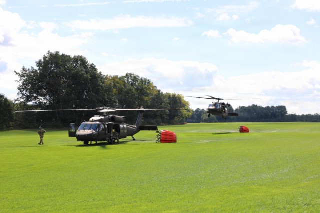 NY Army Guard aviators team up with Forest Rangers for aerial firefighting drills