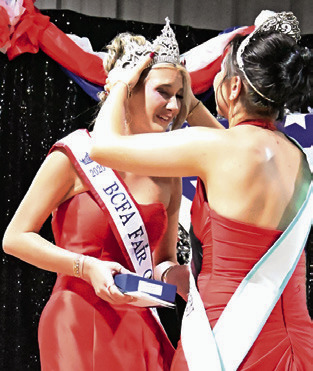 Telschow crowned 2026 Burleson County Fair Queen