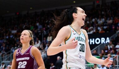 New York's Breanna Stewart sits out finale with left knee soreness as playoffs near