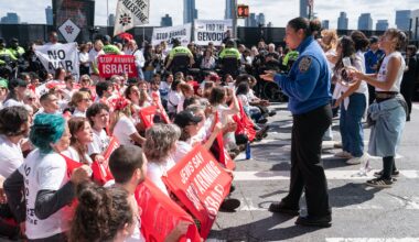 Over 100 arrested during protests against Israeli PM Netanyahu in Midtown