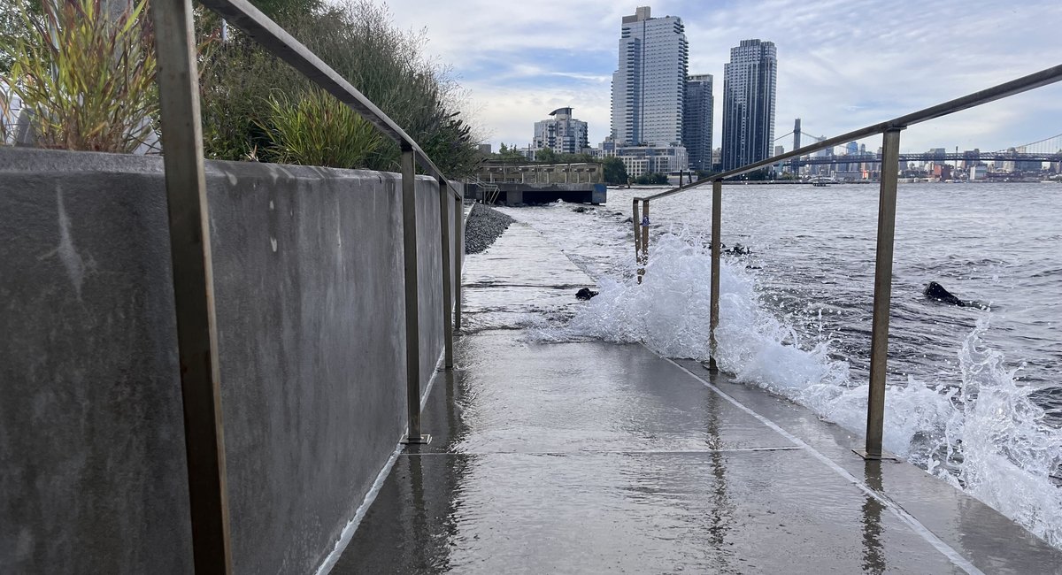 Stronger-than-expected nor’easter barrels toward NYC: Flooding and wild winds possible