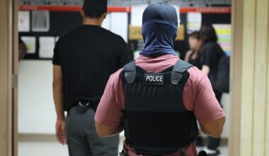 Judge rules ICE sought to 'inflict punishment' on immigrants held in NY