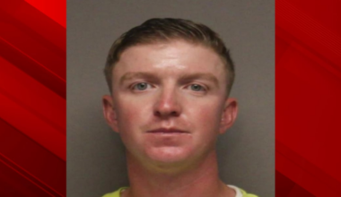 New York man arrested on child sex charges after border stop