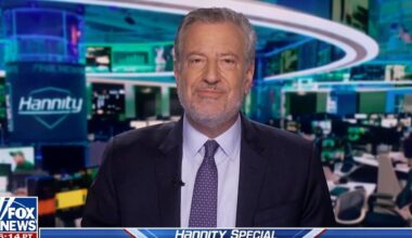 Former NYC Mayor Bill de Blasio debates Hannity on Middle East conflict
