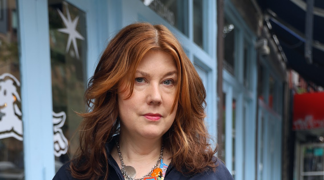 EV Grieve: East Village author Maureen Johnson finds mystery close to home