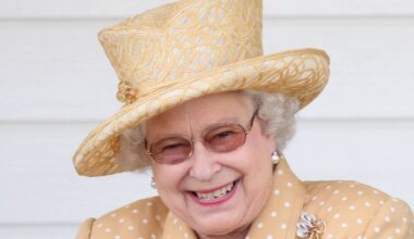 Queen Elizabeth's unfortunate mishap as she's presented with flowers caught on camera