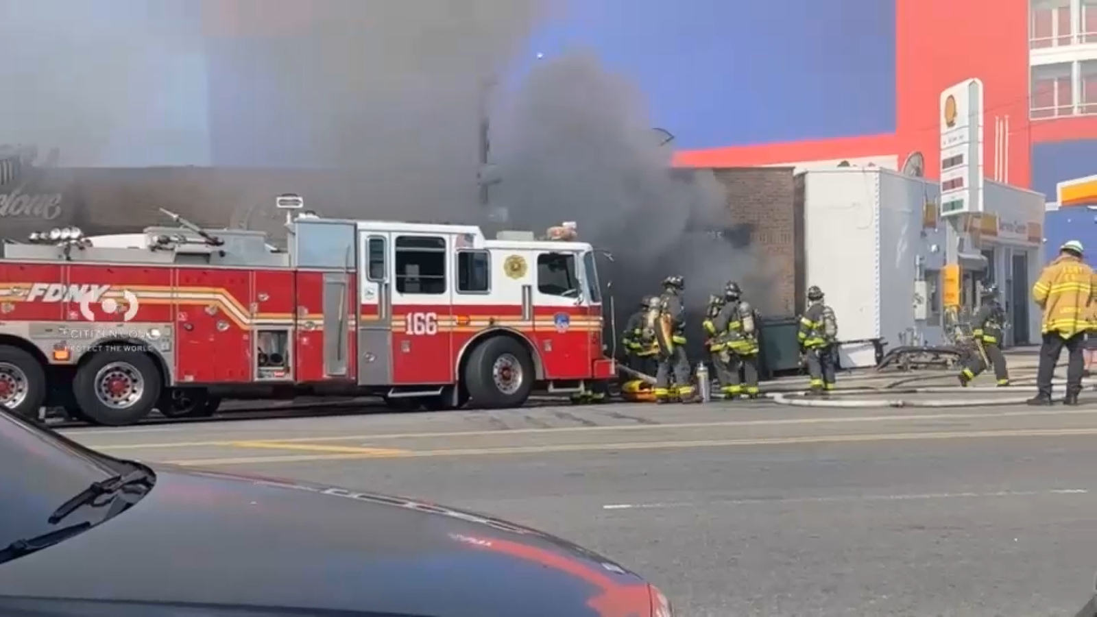Coney Island auto body shop fire injures 5 FDNY firefighters